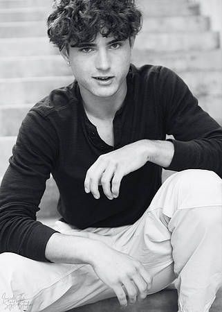 3C8A6852_BW_Crop