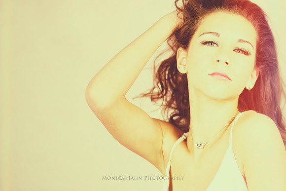 Copyright: MonicaHahnPhotography.com & FenceOgraphy.com