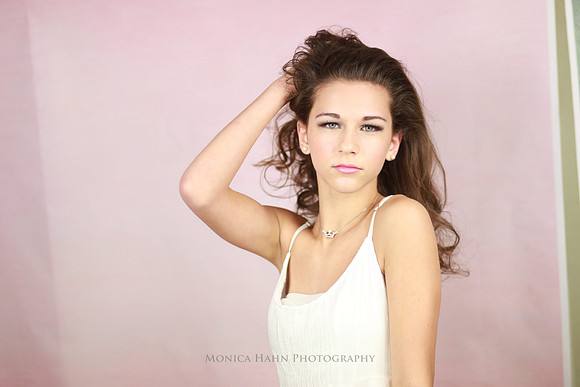 Copyright: MonicaHahnPhotography.com & FenceOgraphy.com