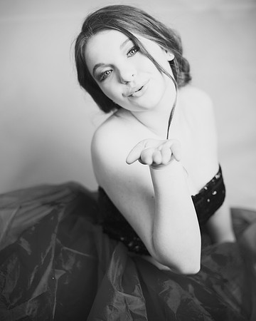 Monica Hahn Photography & FenceOgraphy