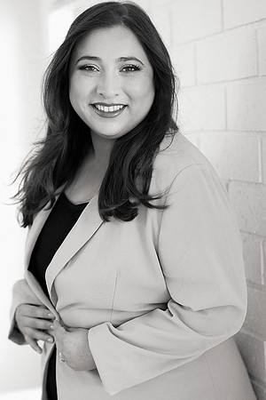 3C8A6906-EV_BW_Cro