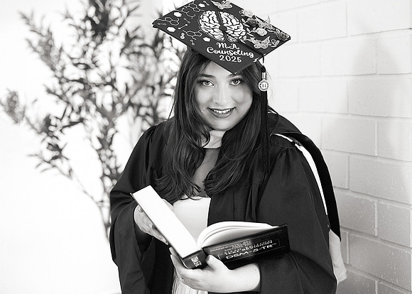 3C8A7012-EV_BW_Cro