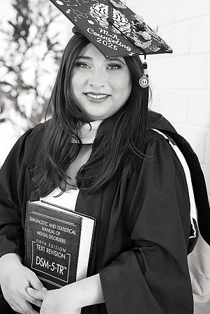 3C8A7038-EV_BW_Cro