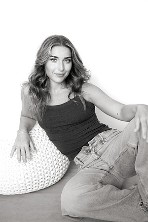 3C8A0295--EV_BW