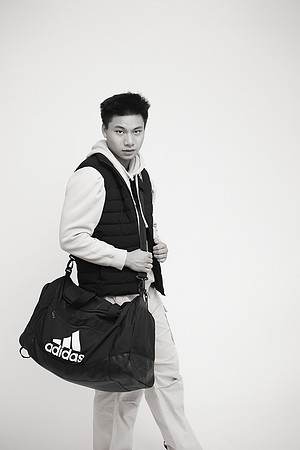3C8A4206-EV_BW