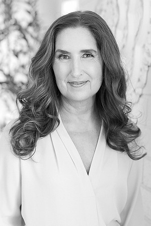 3C8A5630-_EV_BW_Cro