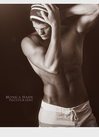 Copyright: MonicaHahnPhotography.com & FenceOgraphy.com
