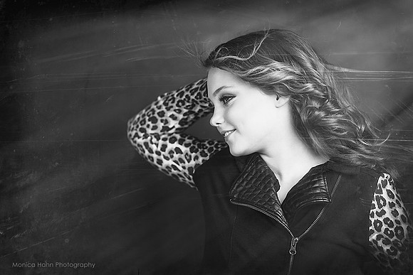 Copyright: MonicaHahnPhotography.com & FenceOgraphy.com