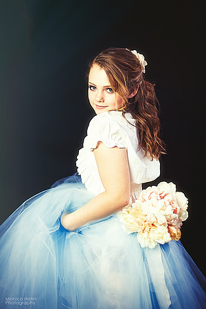 Copyright: MonicaHahnPhotography.com & FenceOgraphy.com
