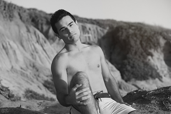 3C8A8330_BW