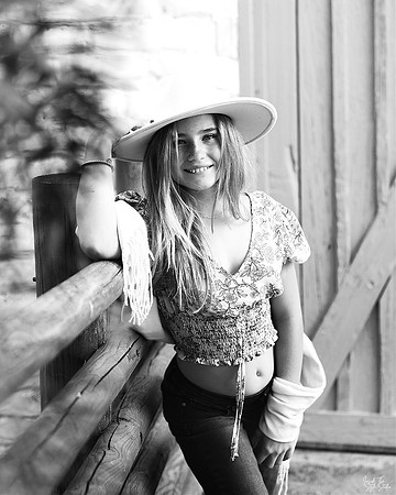 3C8A9234_BW