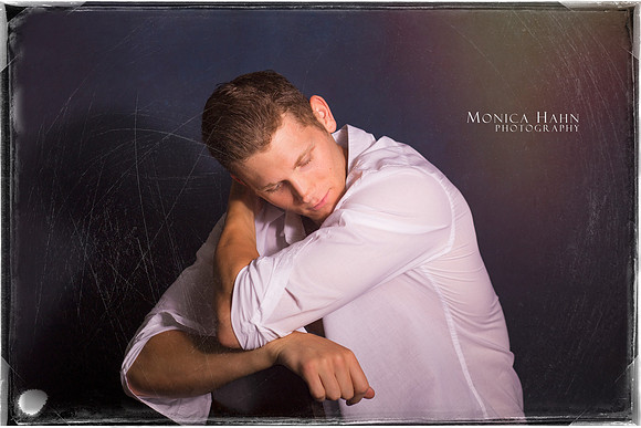 Copyright: MonicaHahnPhotography.com & FenceOgraphy.com