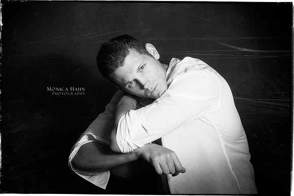 Copyright: MonicaHahnPhotography.com & FenceOgraphy.com