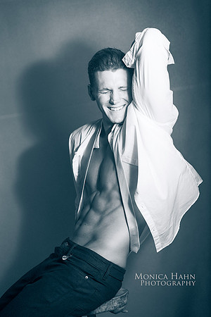 Copyright: MonicaHahnPhotography.com & FenceOgraphy.com