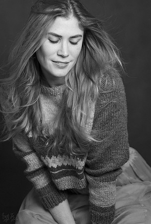 3C8A0758_BW_crop 2