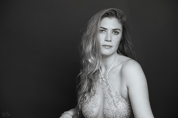 3C8A9368_BW