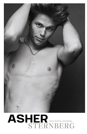Model Comp Card 7