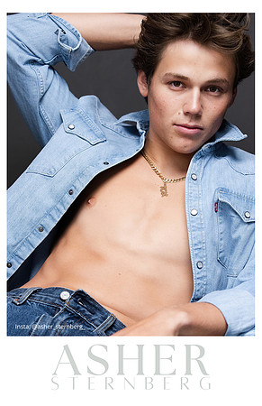 Model Comp Card 10