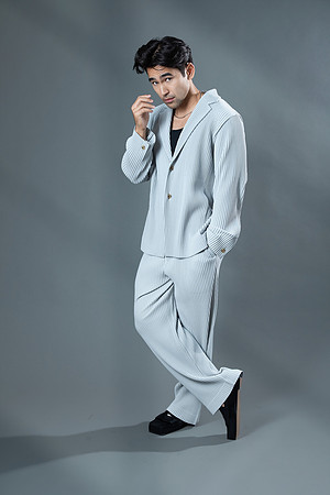 3C8A5952-EV