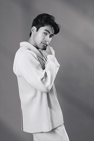 3C8A5980-EV_BW