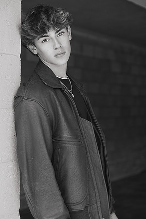 3C8A7099--EV_Cro_BW