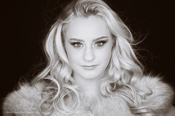 "monica Hahn Photography", "monica hahn", "senior Photos",  "Senior Pictures", "chidren's photographer", "family photography", "glamour shots", "glamour parties", "photo booth", "glamour photographer"