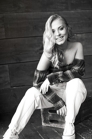 3C8A5470_BW