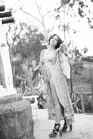3C8A2903_BW