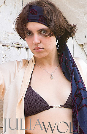 CompC_Template_Wolf_Julia_FRONT_V2