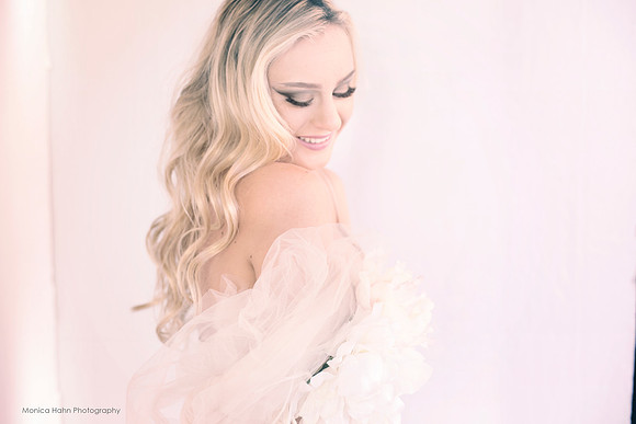 "monica Hahn Photography", "monica hahn", "senior Photos",  "Senior Pictures", "chidren's photographer", "family photography", "glamour shots", "glamour parties", "photo booth", "glamour photographer"