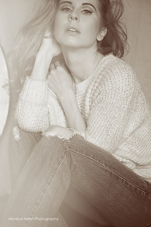 Copyright: MonicaHahnPhotography.com & FenceOgraphy.com