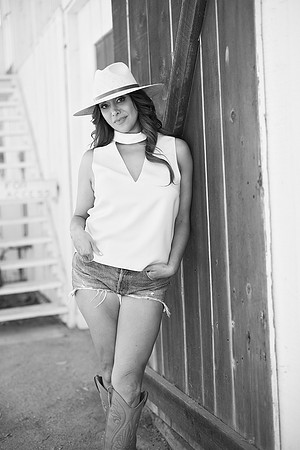 3C8A9585_BW