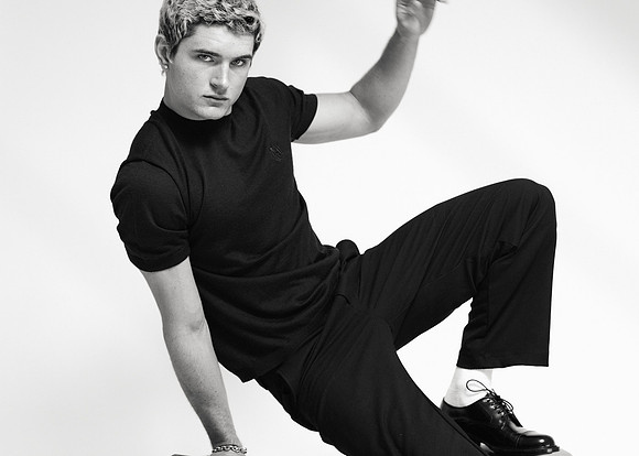 3C8A0987-EV_BW_Cro 4