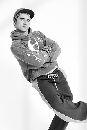 3C8A1428--EV_BW