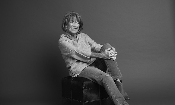 3C8A6925_BW_Crop