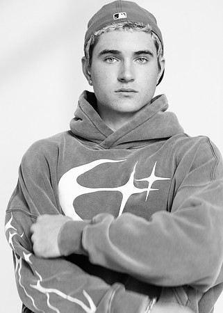 3C8A1455--EV_BW_Cro