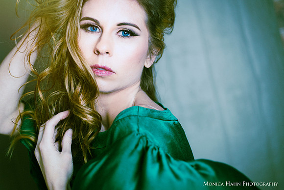 Copyright: MonicaHahnPhotography.com & FenceOgraphy.com