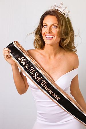 MonicaHahnPhotography.com & FenceOgraphy.com