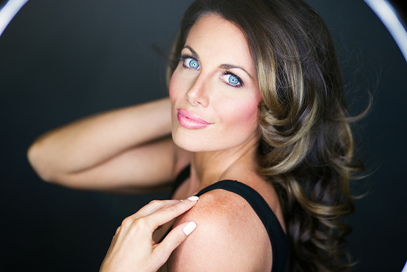 MonicaHahnPhotography.com & FenceOgraphy.com