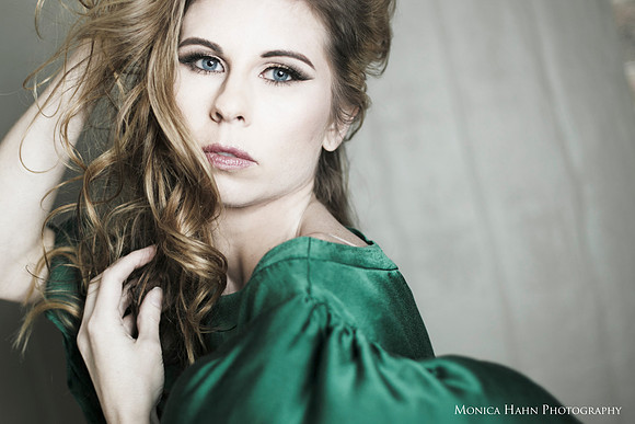 Copyright: MonicaHahnPhotography.com & FenceOgraphy.com