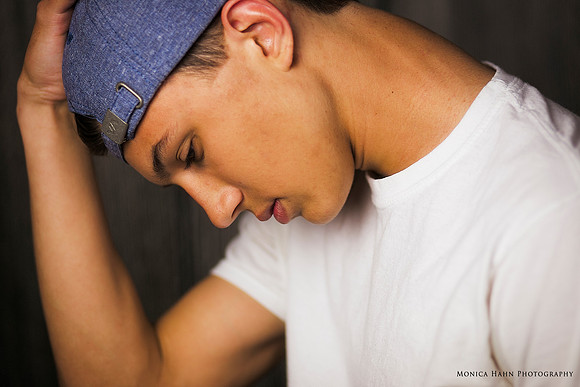 Copyright: MonicaHahnPhotography.com & FenceOgraphy.com