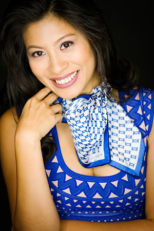 photo shoot with beautiful make overs including headshots and beauty & glamour images