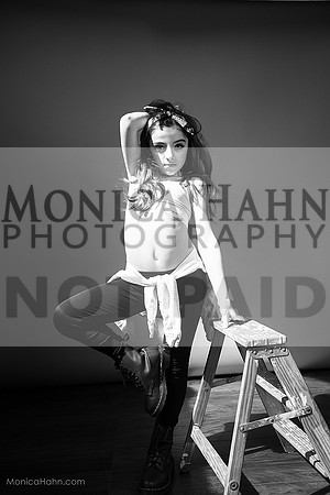 Copyright: MonicaHahnPhotography.com &FenceOgraphy.com