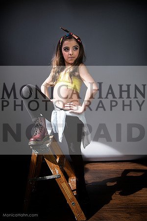Copyright: MonicaHahnPhotography.com &FenceOgraphy.com