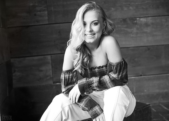 3C8A5471_BW