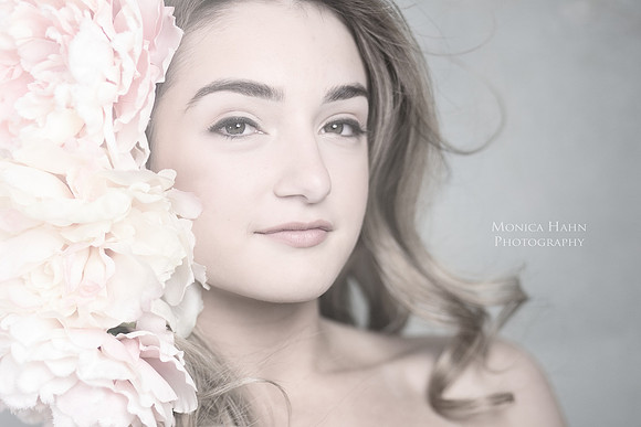 Copyright: MonicaHahnPhotography.com & FenceOgraphy.com