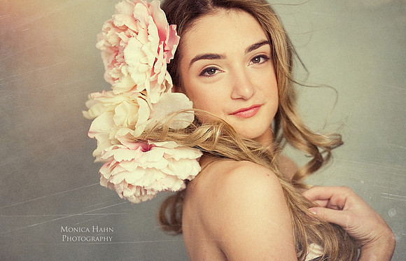 Copyright: MonicaHahnPhotography.com & FenceOgraphy.com