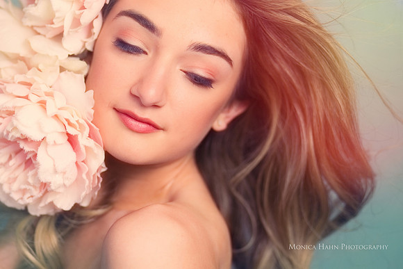 Copyright: MonicaHahnPhotography.com & FenceOgraphy.com