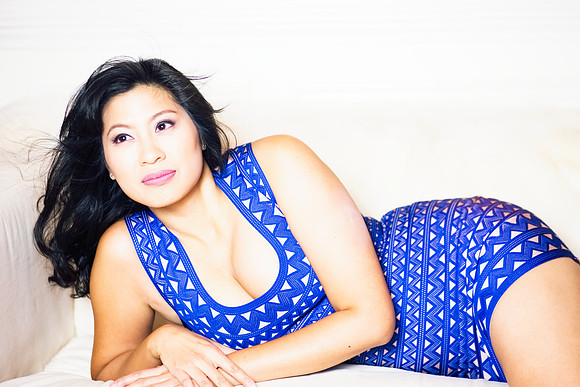 photo shoot with beautiful make overs including headshots and beauty & glamour images