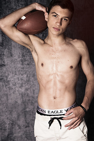 Copyright: MonicaHahnPhotography.com & FenceOgraphy.com